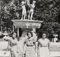 1958 г. Соловёва Альбина Петровна на центральной площадке